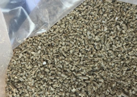 Peek ex. Victrex 450GL30 natural Mahlgut- AMPlast Trading Materialmanagement - Lieferant von Kunststoff - Rohstoffen Peek ex. Victrex 450GL30 natural Mahlgut- AMPlast Trading Materialmanagement - Lieferant von Kunststoff - Rohstoffen